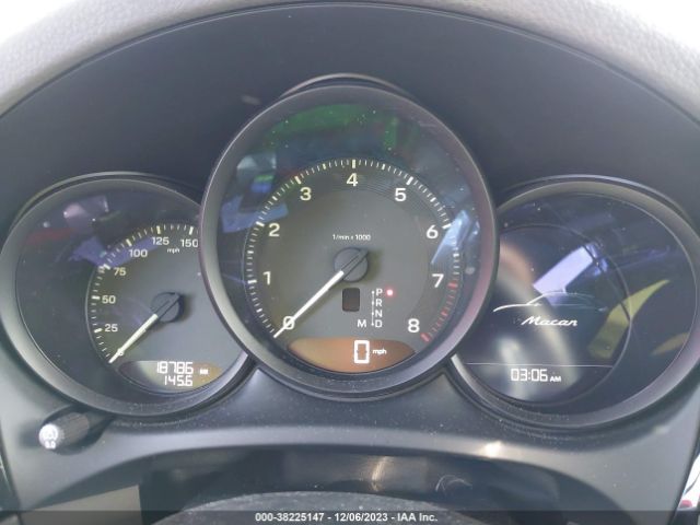 2022 PORSCHE MACAN WP1AA2A56NLB00146 Photo 6
