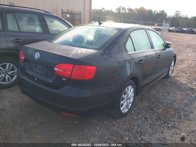 2014 VOLKSWAGEN JETTA 1.8T SE VIN: 3VWD17AJ0EM411849