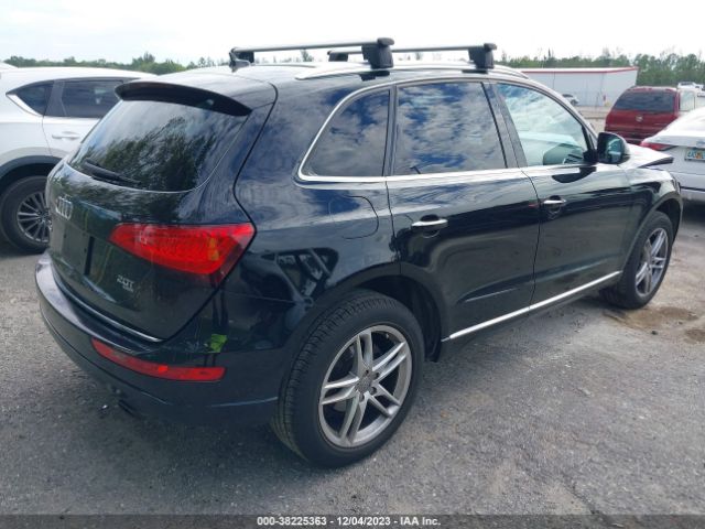 WA1LFAFP8FA060529 Audi Q5 2.0t Premium
