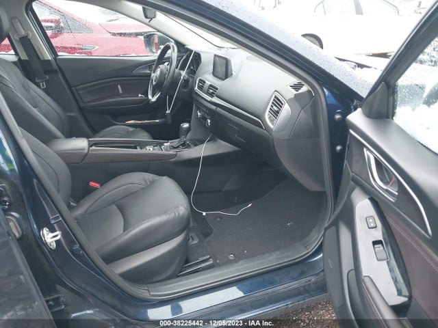 2018 MAZDA MAZDA3 GRAND TOURING VIN: 3MZBN1W38JM170796