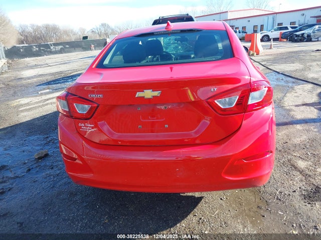 Chevrolet Cruze Lt Auto 2018 1G1BE5SM5J7141557 Image 16