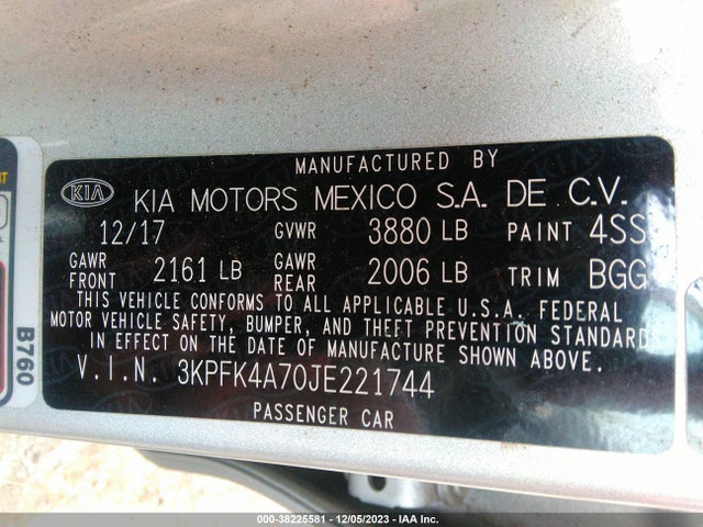 KIA FORTE LX 2018 3KPFK4A70JE221744 Image 9