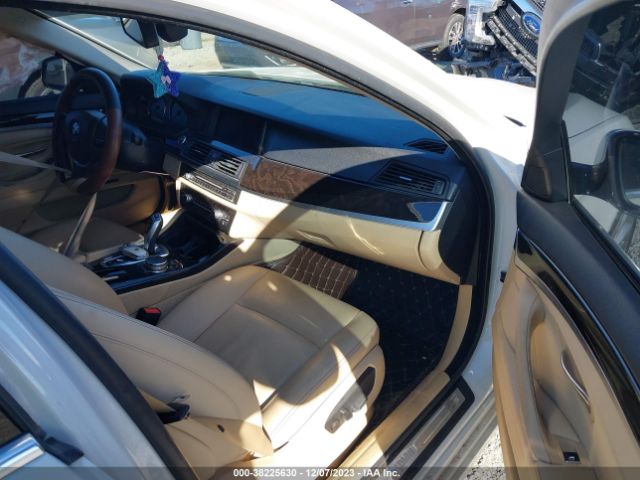 WBA5B1C55FD922713 BMW 535i