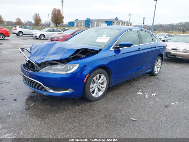 Chrysler 200 Limited Platinum 2017 1C3CCCAB4HN502423 Image 2