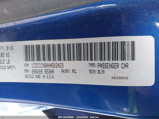 Chrysler 200 Limited Platinum 2017 1C3CCCAB4HN502423 Image 9