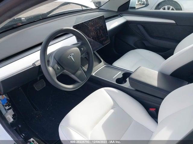 2022 TESLA MODEL 3 5YJ3E1EB4NF176931 Photo 4