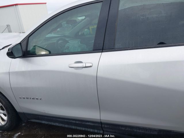 2GNAXHEV8J6181870 Chevrolet EQUINOX LS
