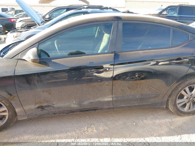 Продаж на аукціоні авто 2018 Hyundai Elantra Sel, vin: KMHD84LF6JU504334, номер лоту: 38225972