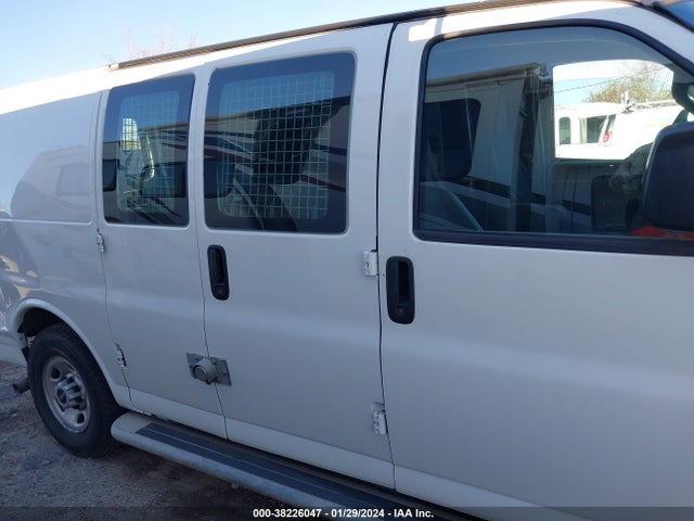 GMC Savana Cargo Rwd 2500 Regular Wheelbase Work Van 2020 1GTW7AFG3L1221607 Image 13