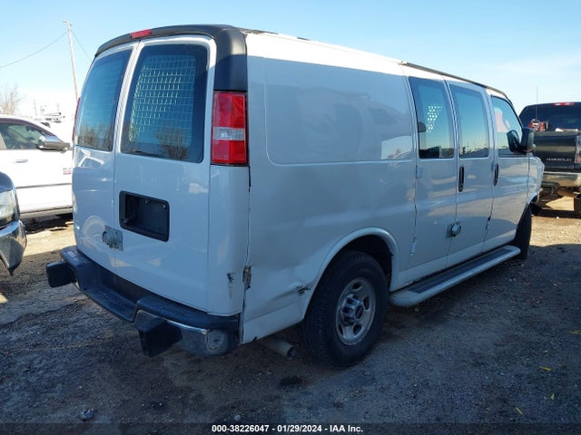 GMC Savana Cargo Rwd 2500 Regular Wheelbase Work Van 2020 1GTW7AFG3L1221607 Image 4