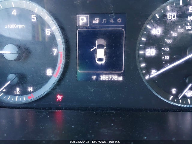 2015 HYUNDAI SONATA SE VIN: 5NPE24AF3FH255828