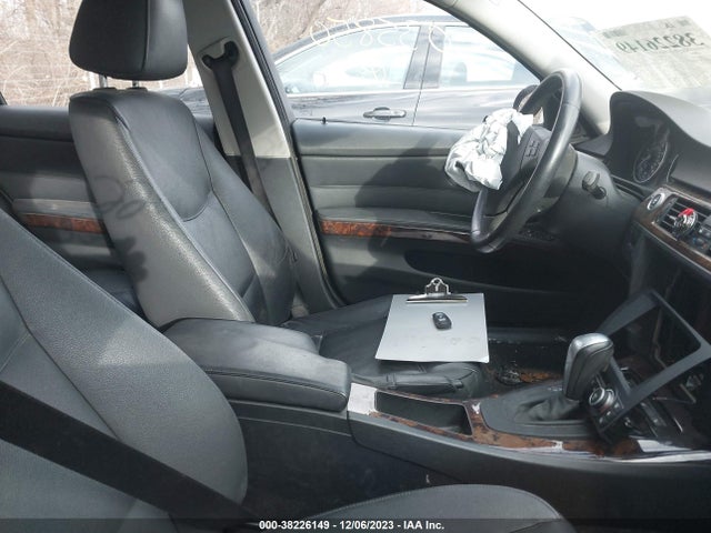 2008 BMW 328XI VIN: WBAVC93538K035850