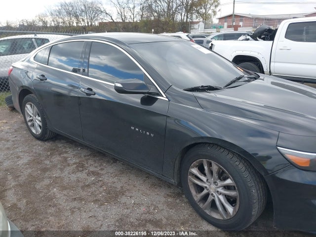 2018 1G1ZD5ST9JF199962 main image