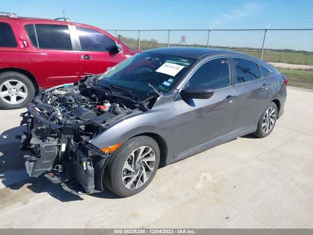 Honda CIVIC EX 2018 2HGFC2F76JH555020 Image 2