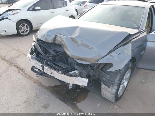 2011 BMW 528I VIN: WBAFR1C53BC747233