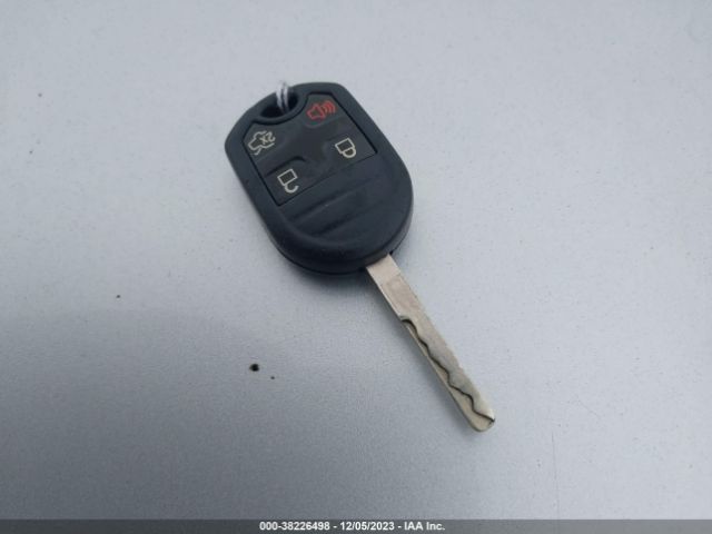 3FADP4EJ2FM225716 Ford FIESTA SE