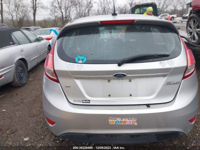 3FADP4EJ2FM225716 Ford FIESTA SE