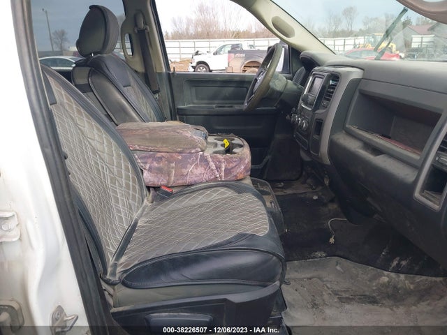 2016 RAM 1500 VIN: 1C6RR7KG5GS356210