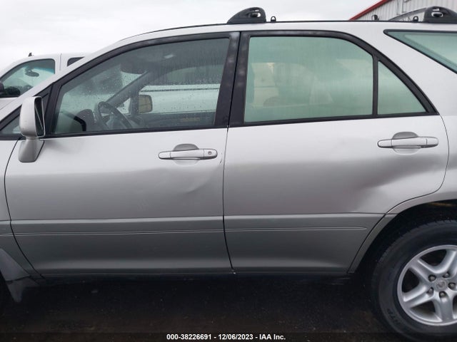 1999 LEXUS RX 300 VIN: JT6GF10U3X0008746