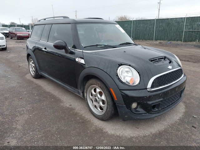 2011 MINI COOPER S CLUBMAN WMWZG3C52BTY36144 Photo 0
