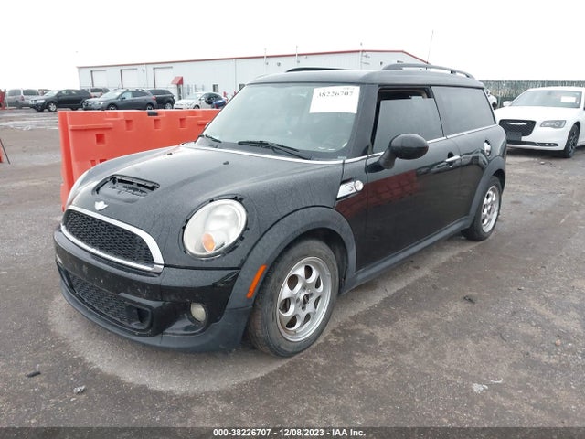2011 MINI COOPER S CLUBMAN WMWZG3C52BTY36144 Photo 1