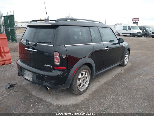 2011 MINI COOPER S CLUBMAN WMWZG3C52BTY36144 Photo 3