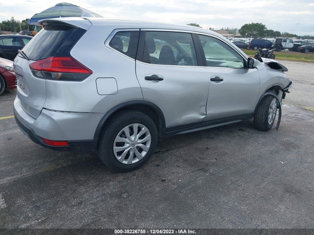 Nissan ROGUE S 2017 KNMAT2MV5HP549435 Image 4