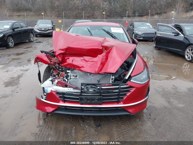 5NPEG4JA6NH142900 Hyundai SONATA SE