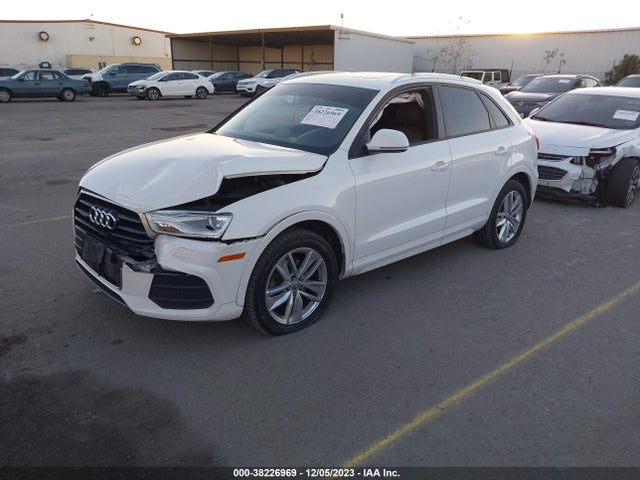 WA1ECCFS3HR002687 Audi Q3 2.0t Premium