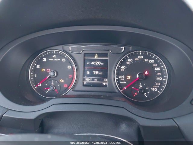 WA1ECCFS3HR002687 Audi Q3 2.0t Premium