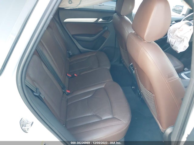 WA1ECCFS3HR002687 Audi Q3 2.0t Premium