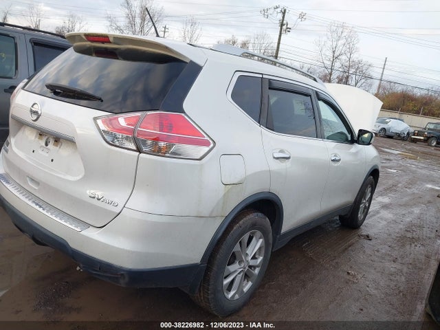 2016 NISSAN ROGUE SV VIN: KNMAT2MV1GP620936