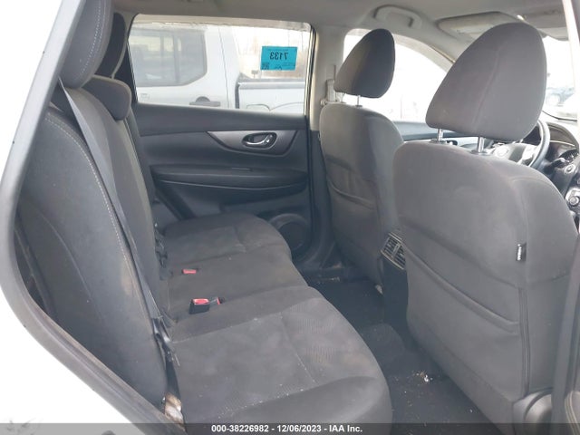 2016 NISSAN ROGUE SV VIN: KNMAT2MV1GP620936