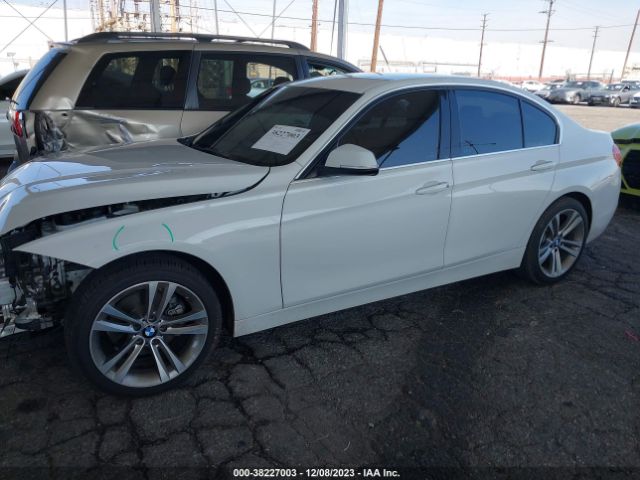 WBA8B9C51HK675782 BMW 330I