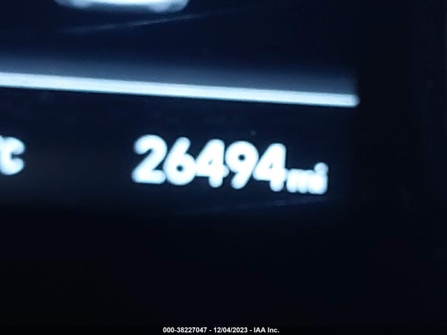 2021 HYUNDAI VENUE SEL VIN: KMHRC8A39MU100033