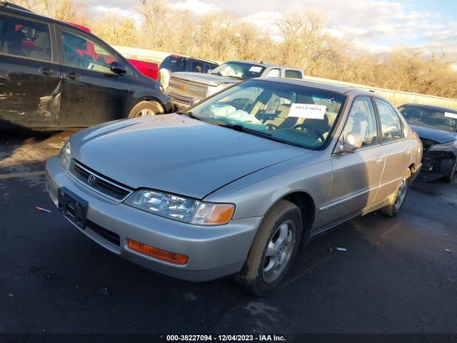 1997 HONDA ACCORD SDN SPECIAL EDITION VIN: 1HGCD5606VA122127
