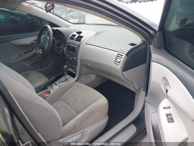 2011 TOYOTA COROLLA LE VIN: 2T1BU4EE9BC696469