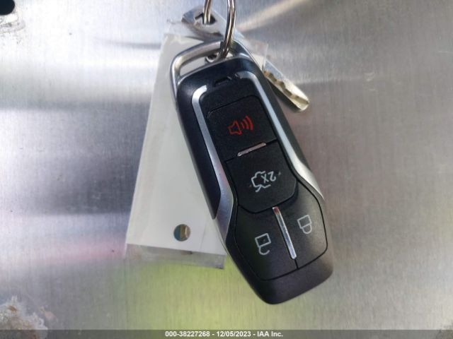 2FMTK3K90FBB31128 Ford Edge Titanium