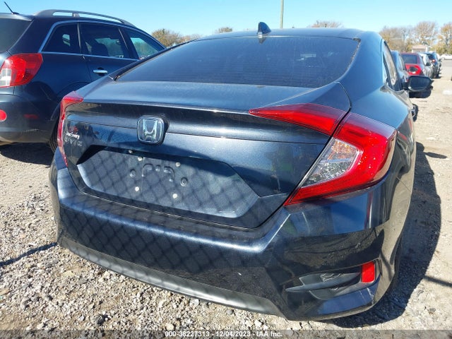 Honda CIVIC EX 2018 2HGFC2F77JH522219 Image 17