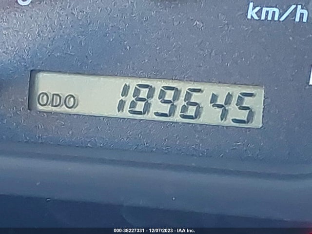 1999 TOYOTA LAND CRUISER VIN: JT3HT05J6X0030324