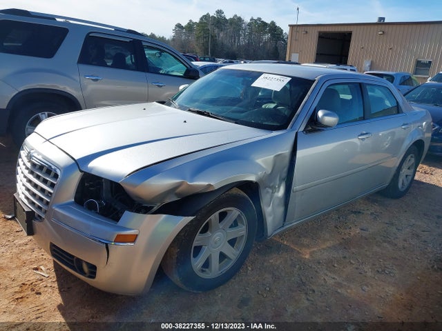 2005 CHRYSLER 300 TOURING VIN: 2C3JA53G15H152089