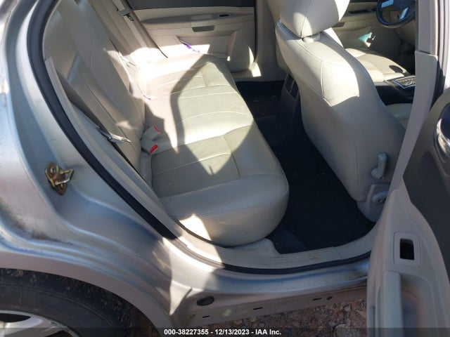 2005 CHRYSLER 300 TOURING VIN: 2C3JA53G15H152089