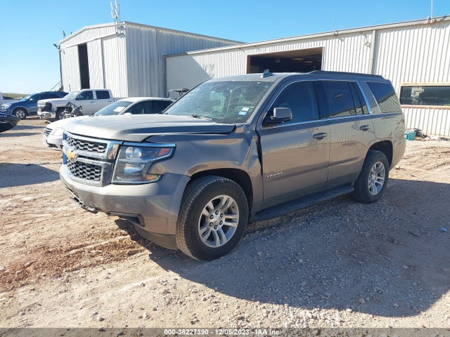 Chevrolet Tahoe Lt 2017 1GNSCBKC3HR334699 Image 2