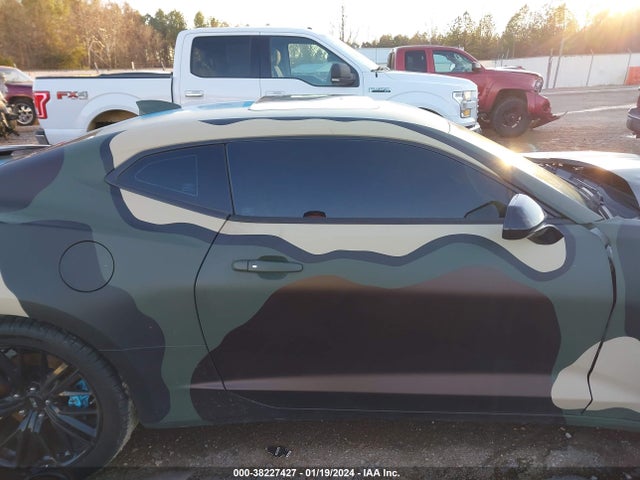 Chevrolet CAMARO 2SS 2017 1G1FH1R70H0144970 Image 13