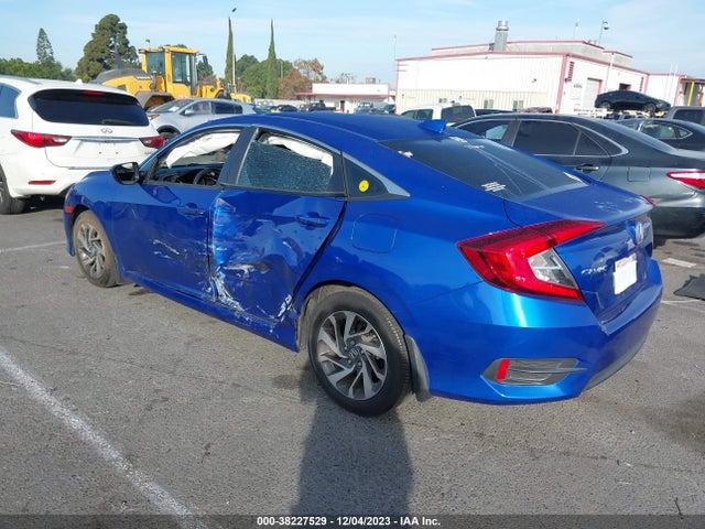 Honda CIVIC EX 2017 2HGFC2F76HH553570 Image 3