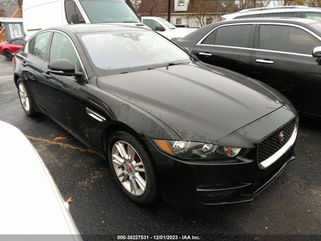 2017 JAGUAR XE SAJAD4BN1HCP10982 Photo 0