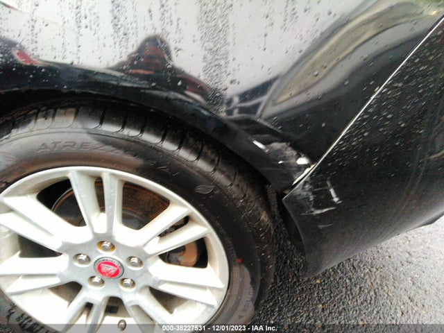 2017 JAGUAR XE SAJAD4BN1HCP10982 Photo 5