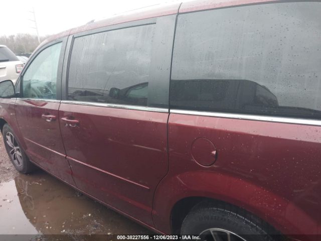 2C4RDGCG4HR843066 Dodge Grand Caravan Sxt