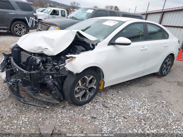 KIA Forte Lxs 2020 3KPF24AD2LE234083 Image 2