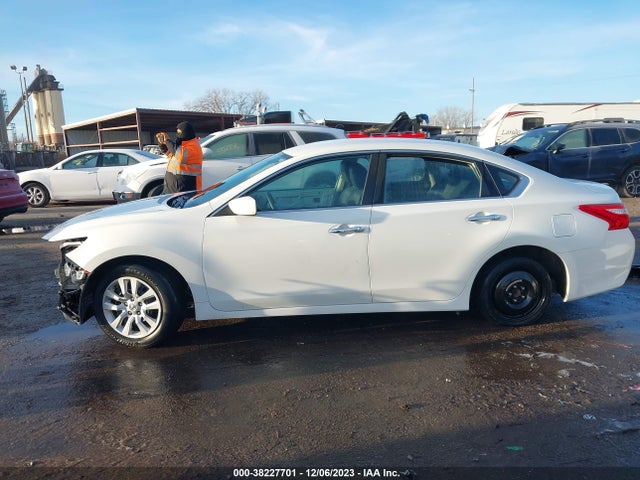 2017 NISSAN ALTIMA 2.5 S VIN: 1N4AL3AP3HN340353